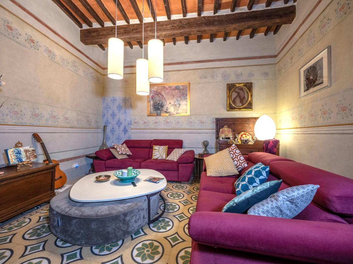 Luxury - Elegante Appartamento Nel Cuore Di Lucca Exterior foto
